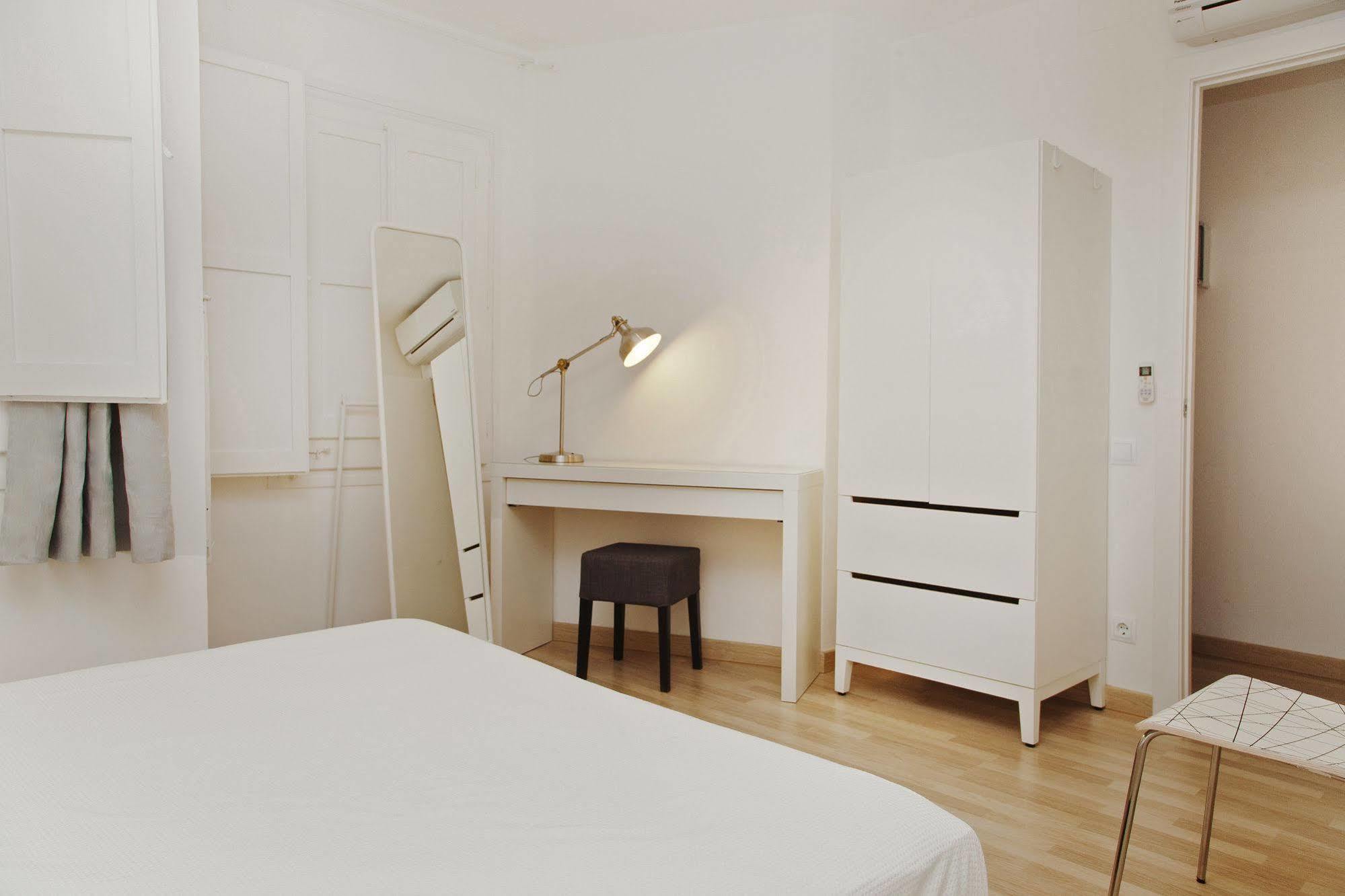 Ferienwohnung Flateli Roger 1 Barcelona Exterior foto